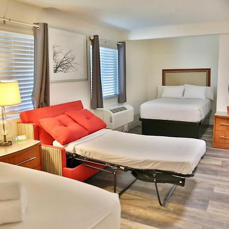 Travelodge By Wyndham Crescent City Εξωτερικό φωτογραφία