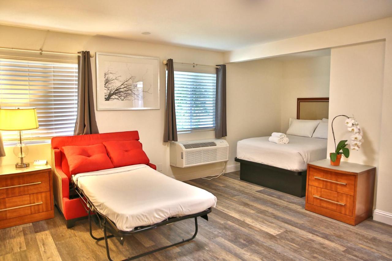 Travelodge By Wyndham Crescent City Εξωτερικό φωτογραφία
