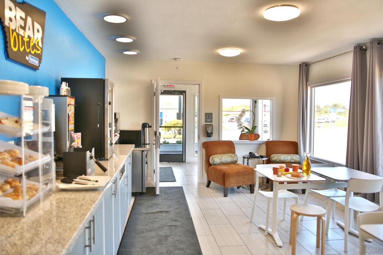 Travelodge By Wyndham Crescent City Εξωτερικό φωτογραφία